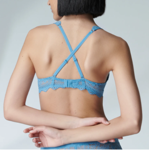 FREESIA 591/BLEU HIMALA