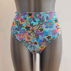 CASSIE CASSIE