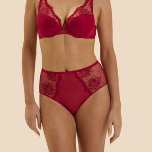 INTRIGUE  377/ROOD